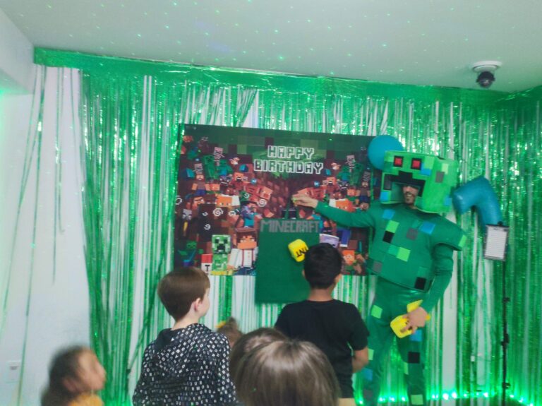 Minecraft in Halifax. Ideas for kids birthday party in Halifax