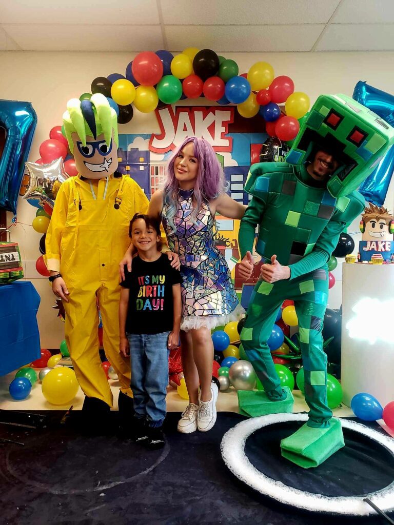 Party with roblox and maincraft Kids birthday party