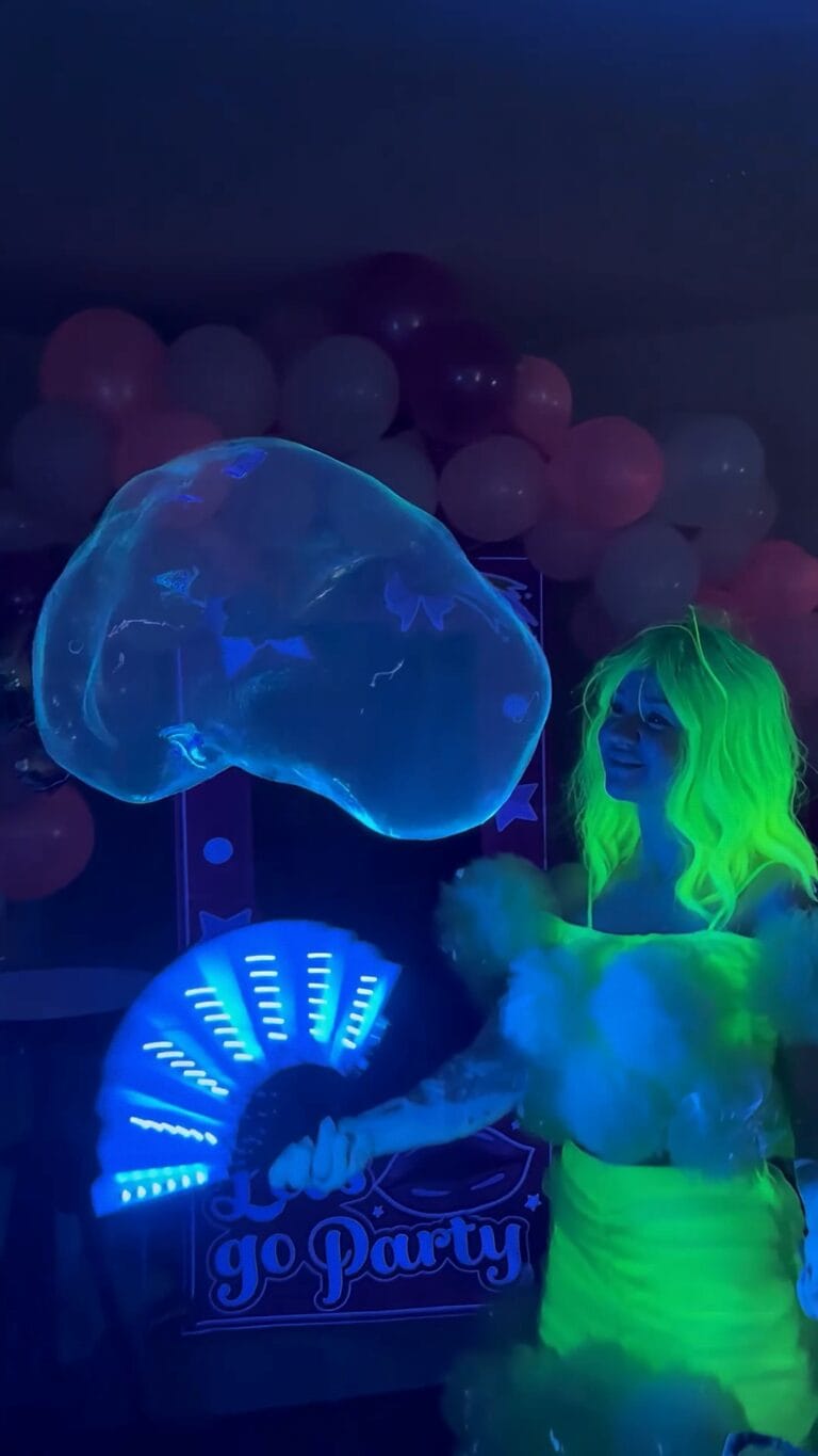 Neon Bubble show halifax kids party