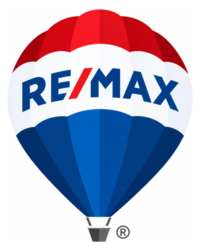 RE/MAX Nova logo